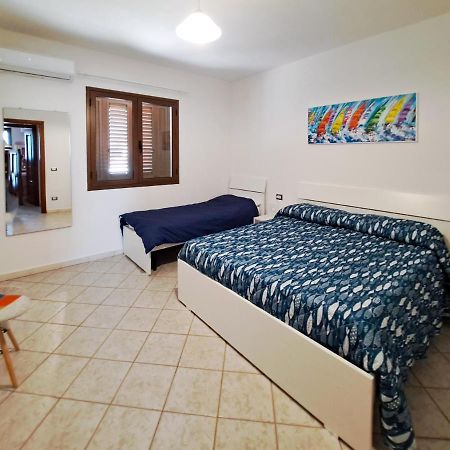 Appartamento Trilocale Vicino Al Centro Di San Teodoro San Teodoro  Eksteriør billede